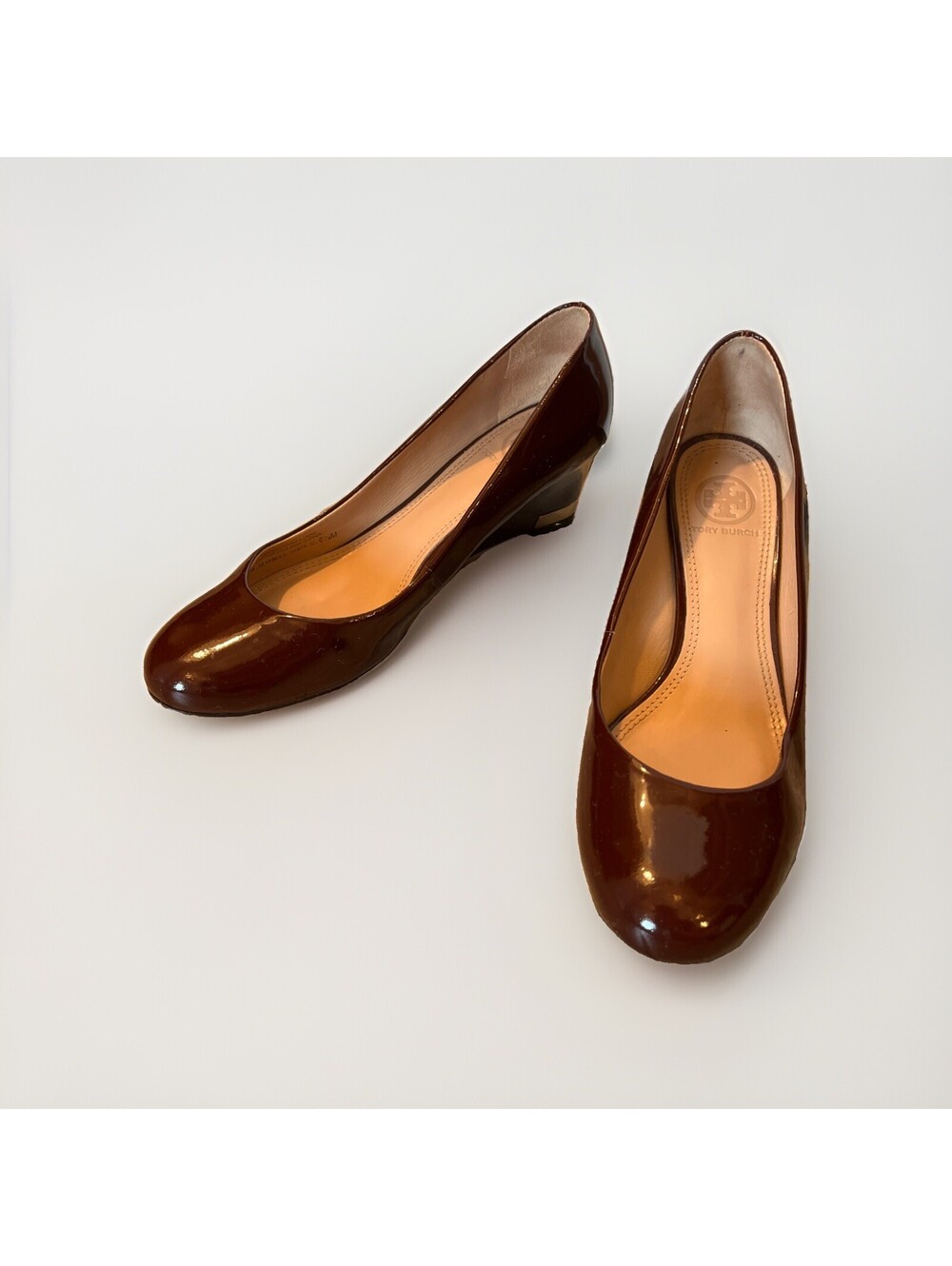 TORY BURCH ASTORIA MAROON RED WEDGE PUMP HEELS SIZE 6.5M